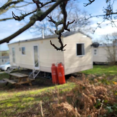Family Holiday Home - Thorness Bay - Wifi Porchfield  Екстер'єр фото